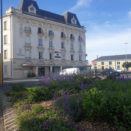 Logis Hotel Des Bourbons Montluçon Екстериор снимка