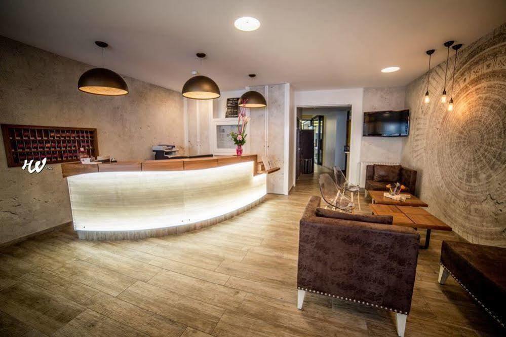Logis Hotel Des Bourbons Montluçon Екстериор снимка